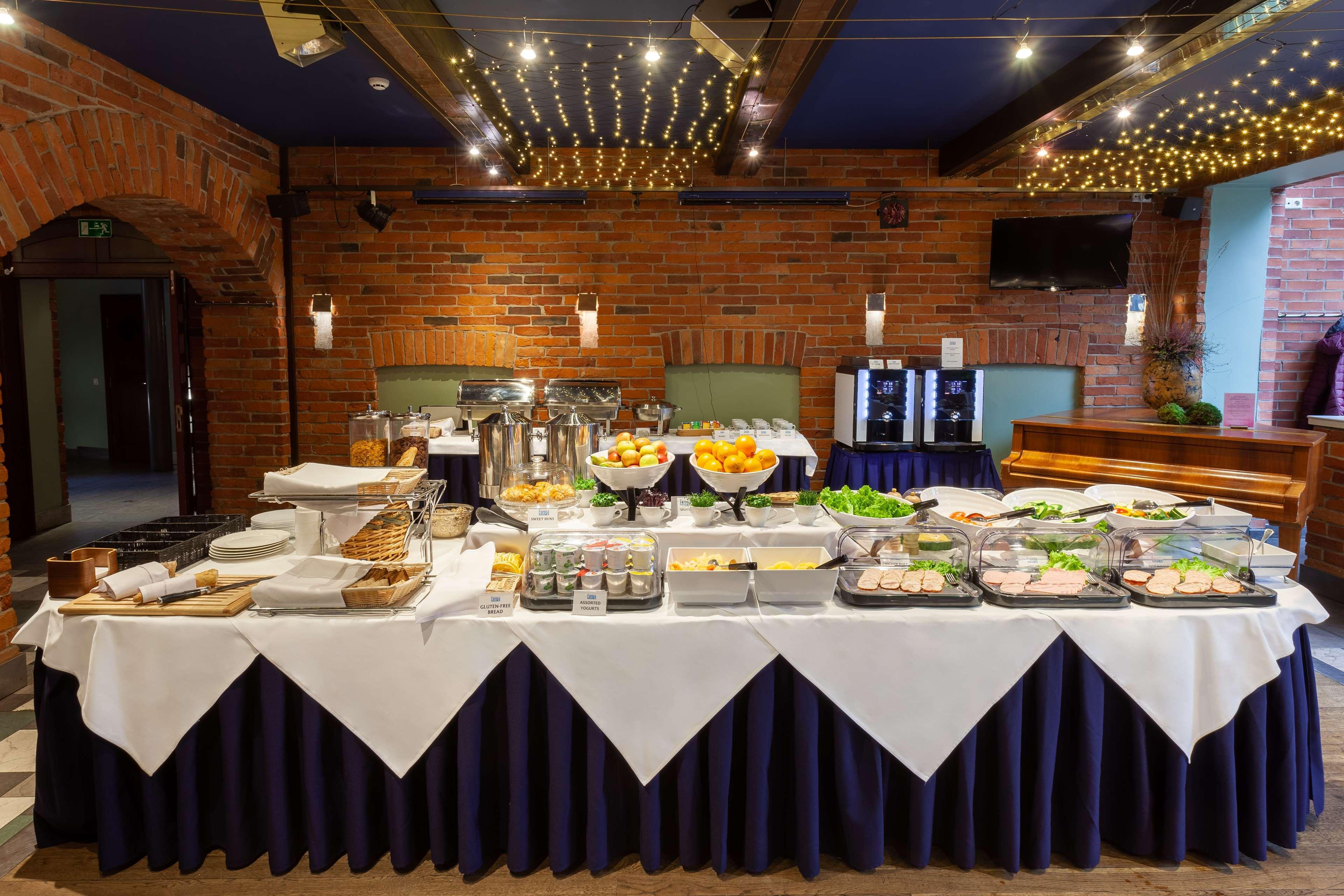 Best Western Santakos Hotel Kaunas Ngoại thất bức ảnh