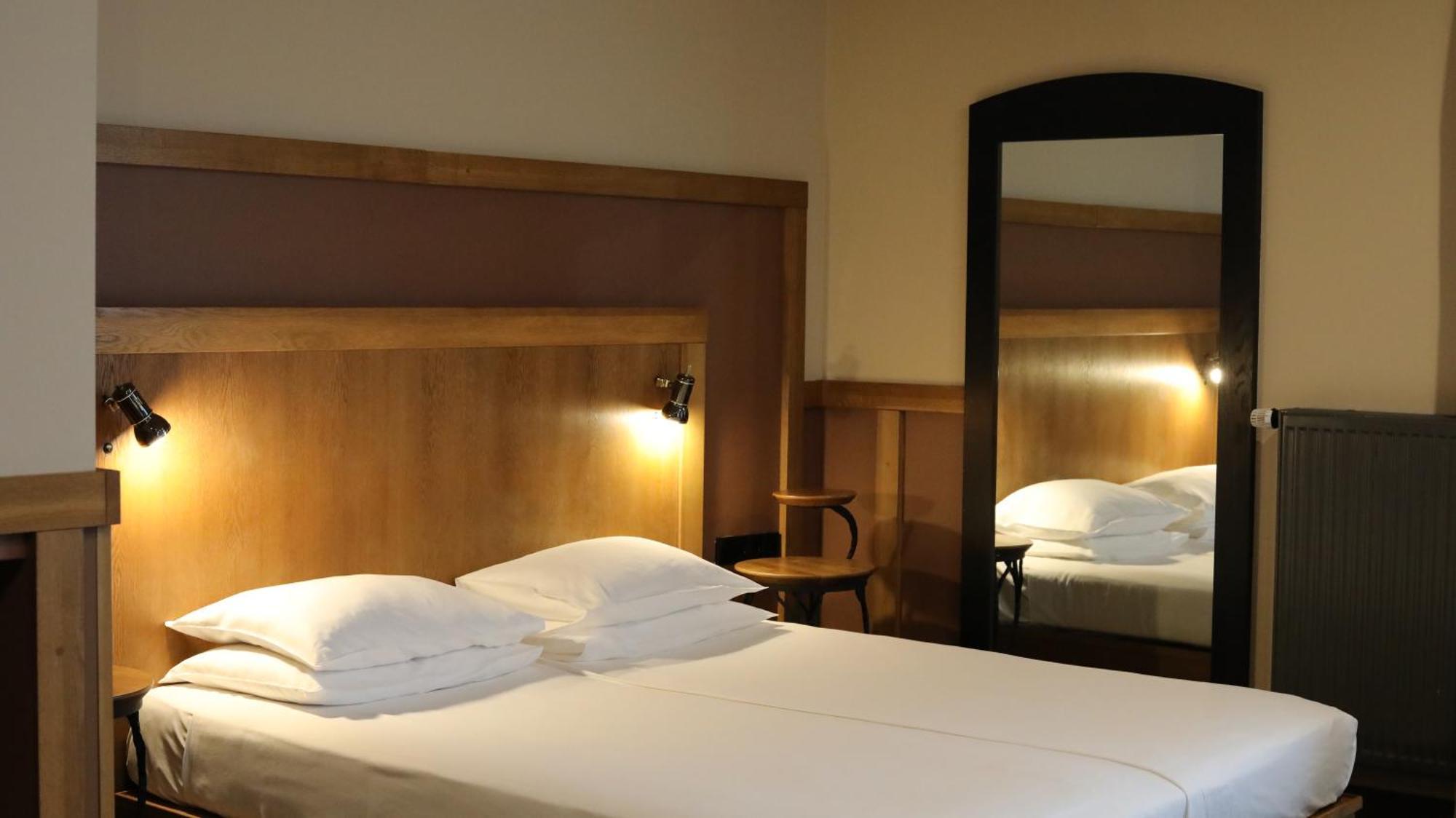 Best Western Santakos Hotel Kaunas Ngoại thất bức ảnh