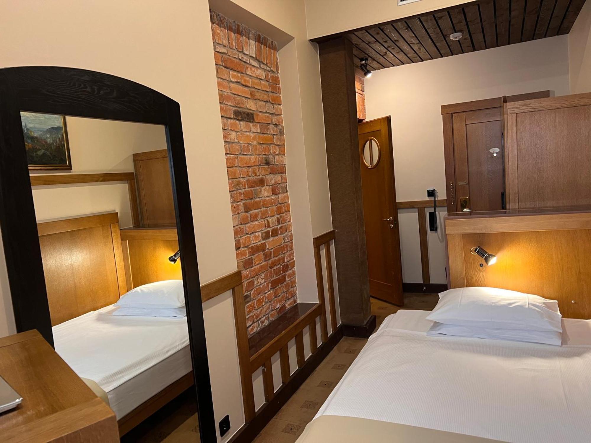 Best Western Santakos Hotel Kaunas Ngoại thất bức ảnh